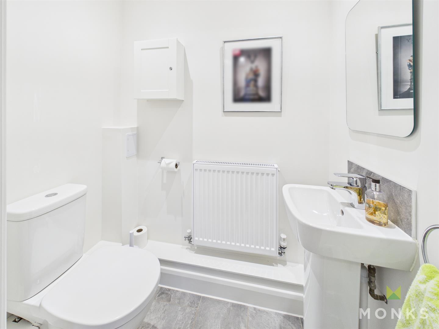 31 Holbache Road, Oswestry, SY11 1RP For Sale